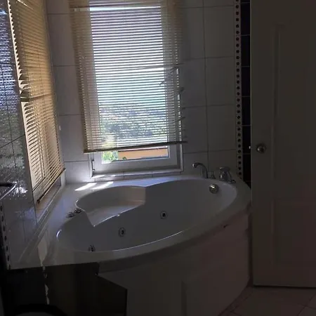 Apartment Remarkable 2-Bed Apartment